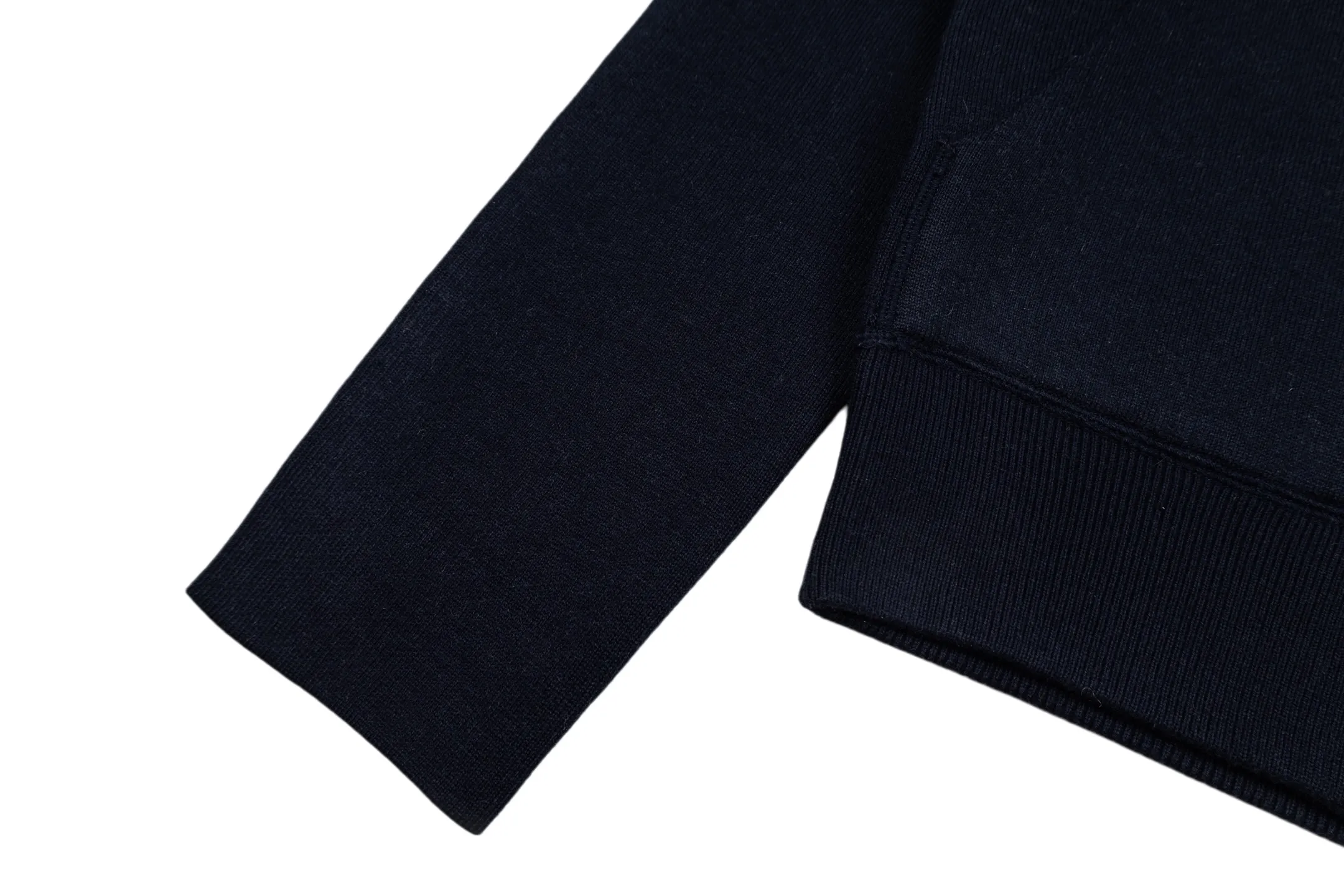 Hermes 26FW ， ， ， 。 Navy Blue ， ； Classic ，Retro ， 。 ， Breathable， 。Classic ， ， 。 ， ， 。 ， 。 ， ， 。 ， 。 ， ， 。 Size:S-M-L